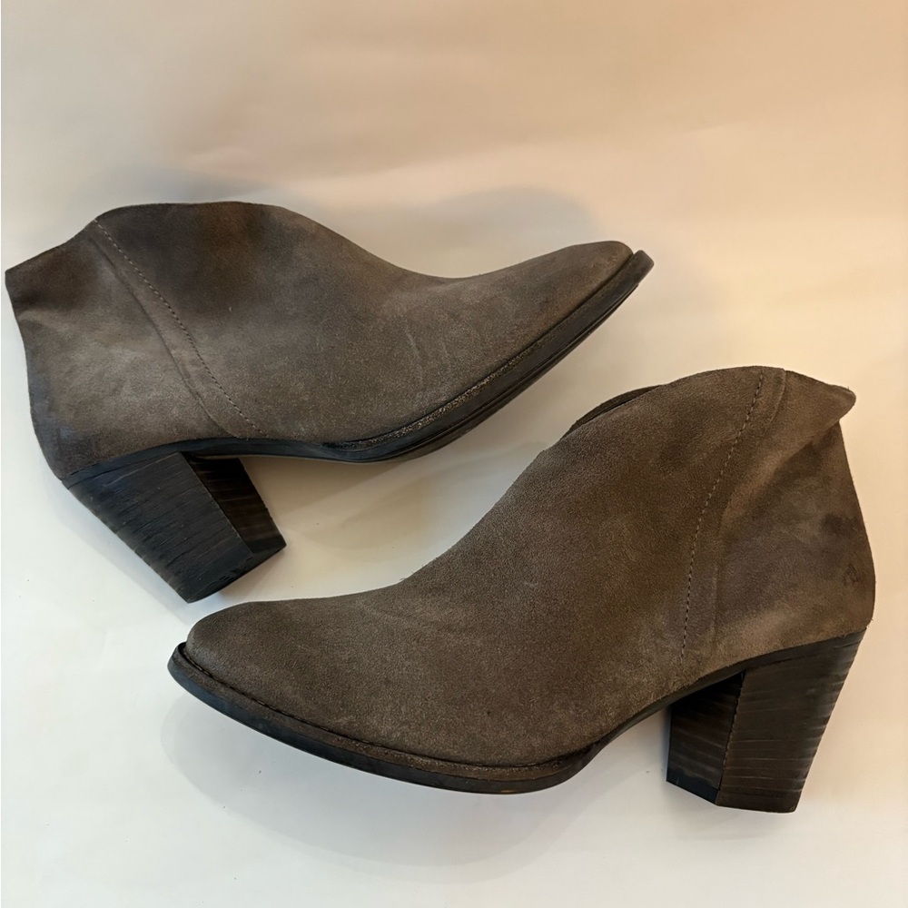 Paul Green Suede Ankle Booties Sz 9 US Delgado Gray Suede